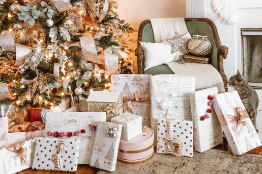 What’s Under SMUG’s Christmas Tree This Year? Unwrapping Our Favourite Stocking Fillers