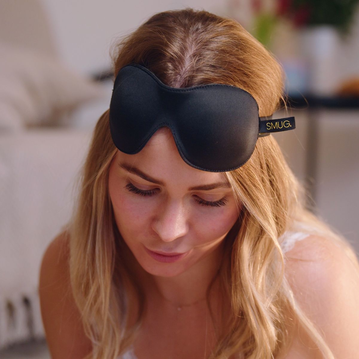 Contoured 3D Blackout Sleep Mask - Black