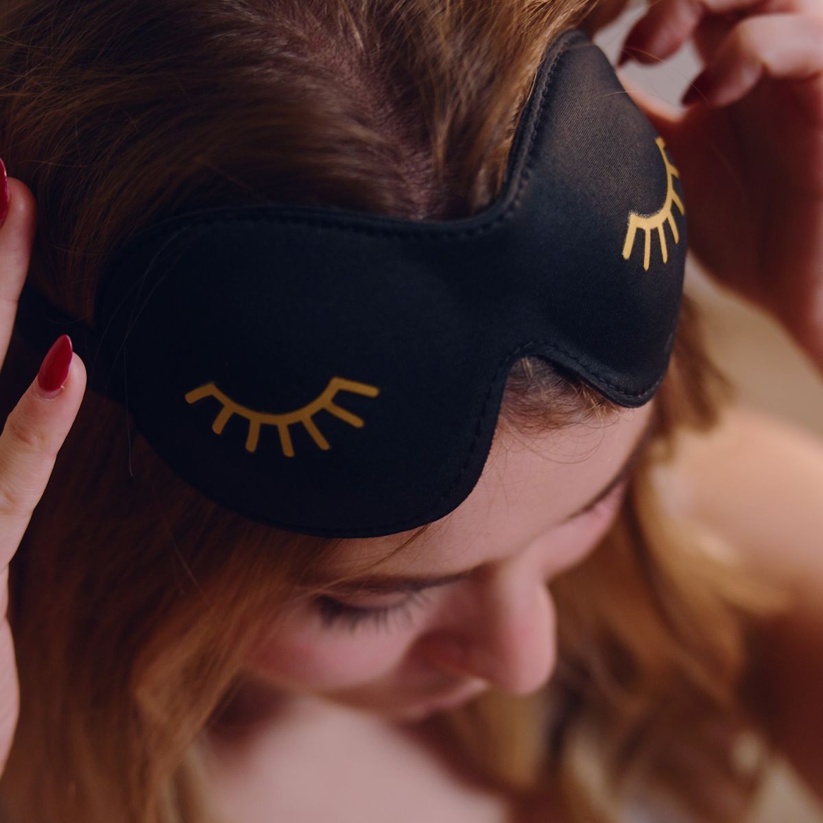 Contoured 3D Blackout Sleep Mask - Wink Print, Black