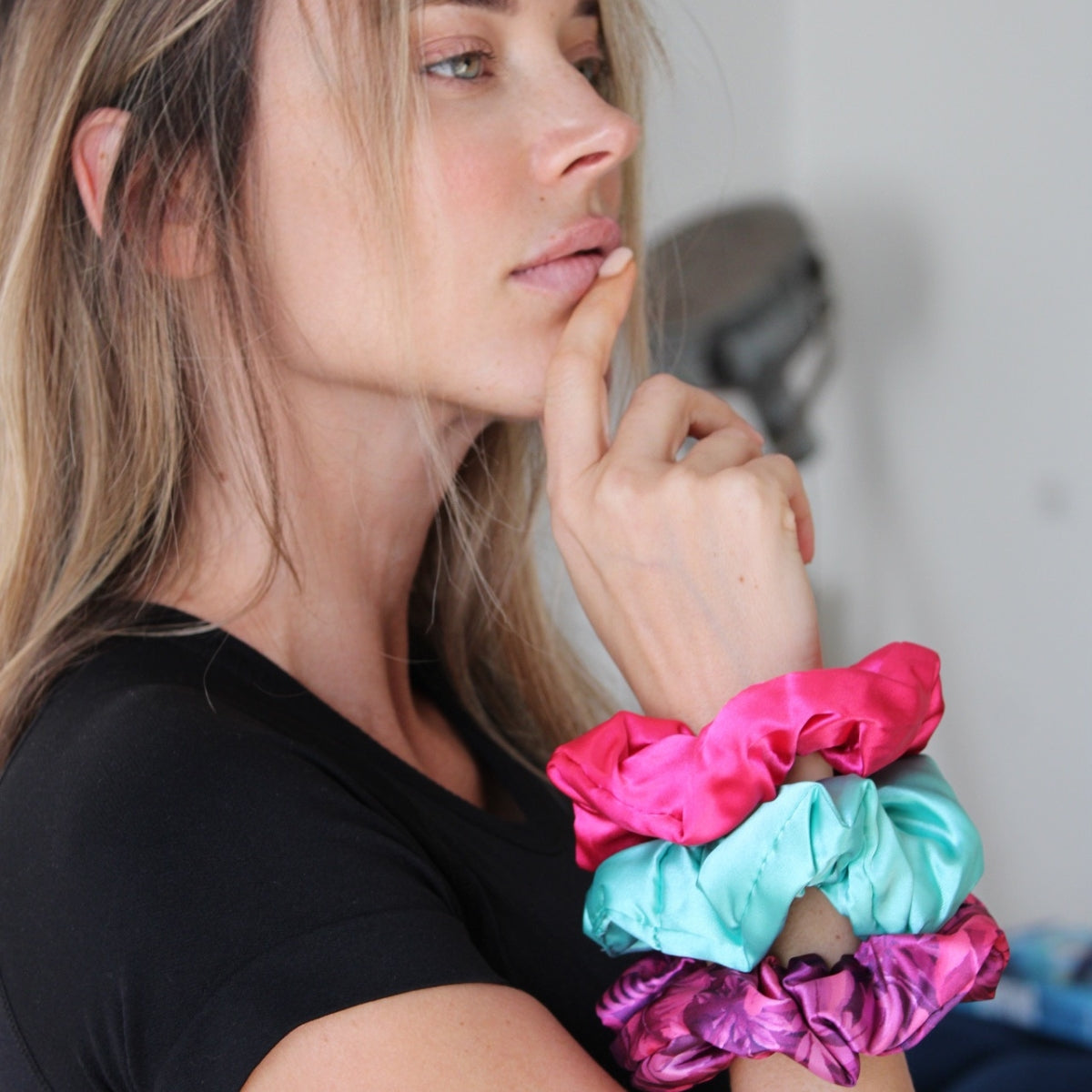 Cloud Satin Hair Scrunchie Set (set of 3) - Scarlett Fern